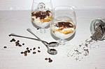 Gesundes, veganes Tiramisu Parfait