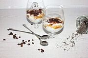 Gesundes, veganes Tiramisu Parfait