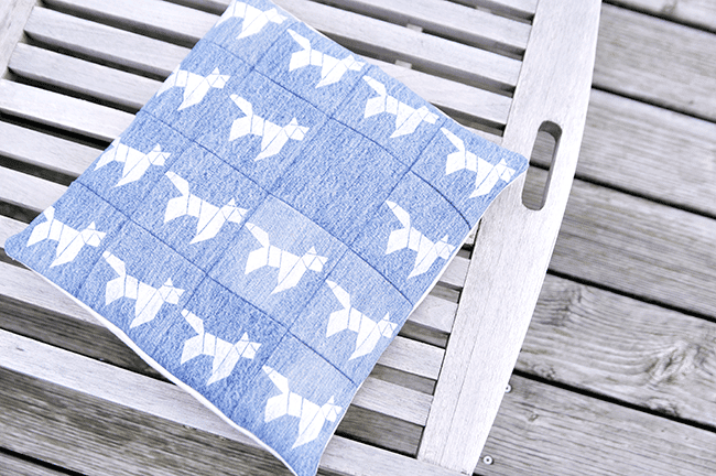 „Stempel“ Kissen aus Jeans