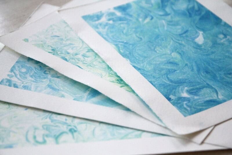 {DIY: } Papier marmorieren mit Rasierschaum