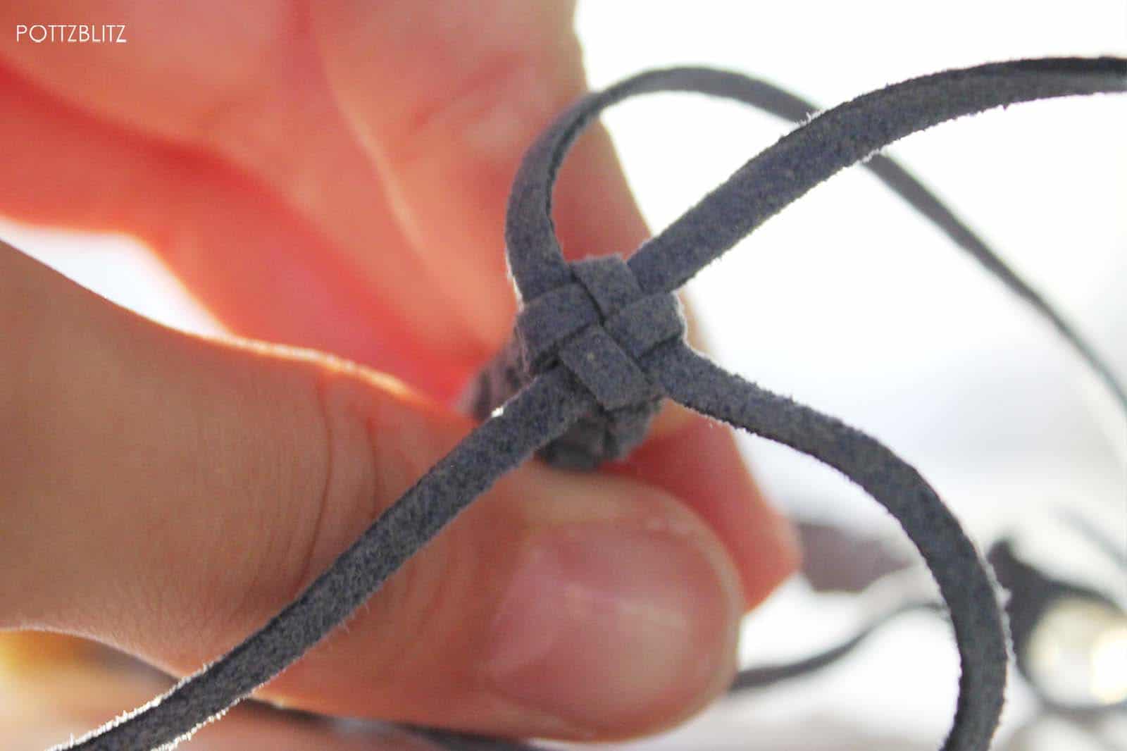 DIY: Geknüpfte Statementkette