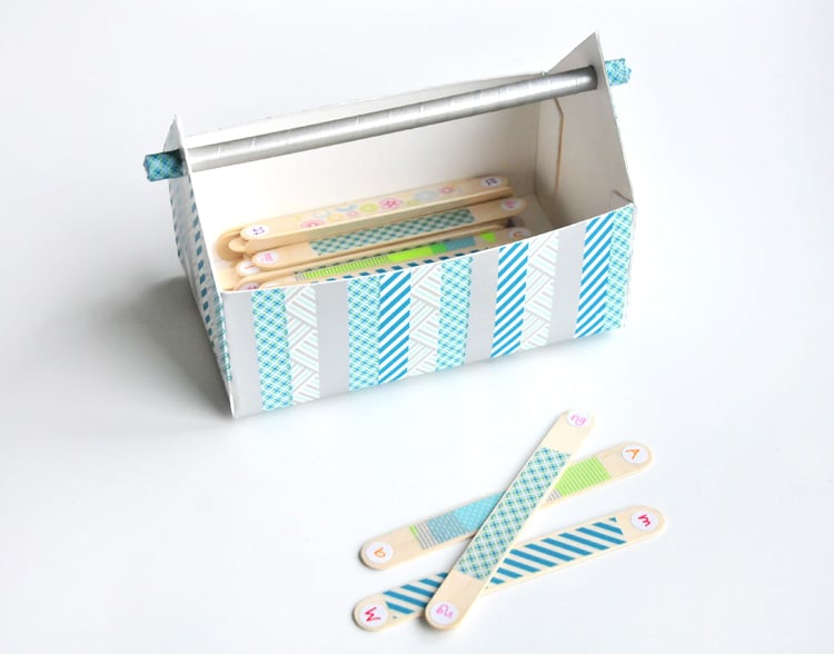 #12giftswithlove – Washi Tape – Alphabet-Lernspiel mit Toolbox