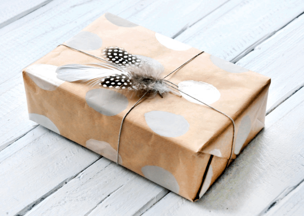 #12giftswithlove – Gefüllte Packpapier-Ostereier und Geschenkverpackung inkl. Freebies