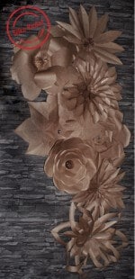 Dekorieren mit riesigen Papierblumen