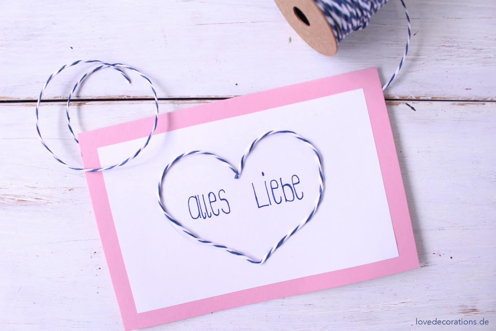 DIY Karte mit Schnurmotiv zum Muttertag
