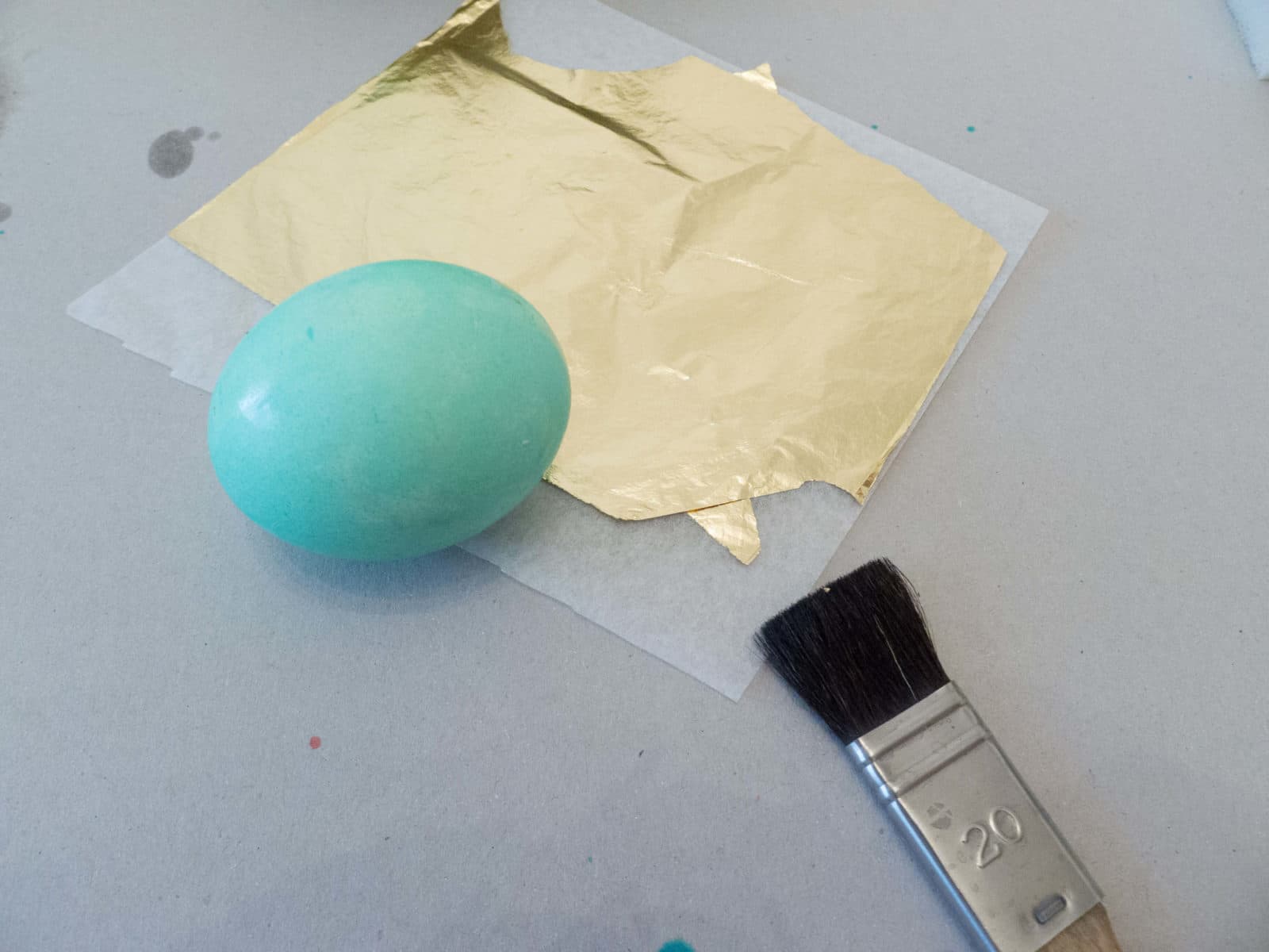 Ostereier vergolden