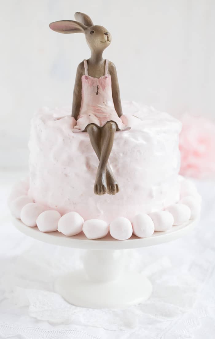 „Layer Cake oder ein kleines Vanille Osterglück!“