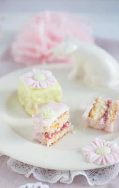 „Petits Fours und eine kleine Schweinchen Liebe!"