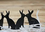 Osterhasenduo in Schwarz