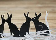 Osterhasenduo in Schwarz