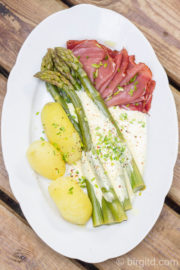 Grüner Spargel mit "Turbo"-Sauce Hollandaise, Drillinge & Schwarzwälder Schinken [Birgit D]