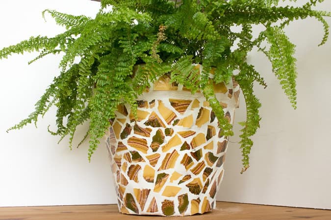 Blumentopf mit Mosaik