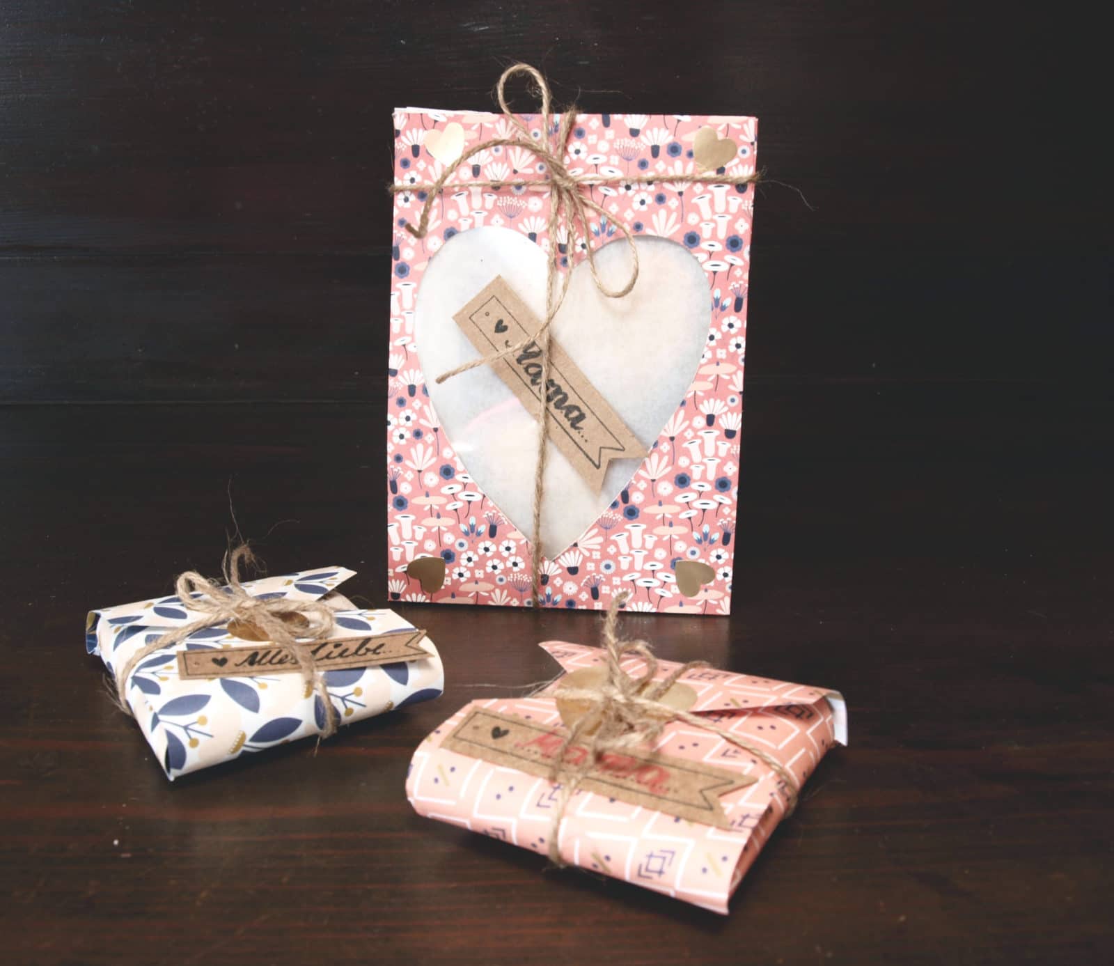 DIY Muttertagsgeschenk: Individuelle Kekse schön verpackt