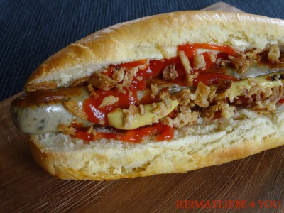 Selbstgemachte Hotdog Brötchen