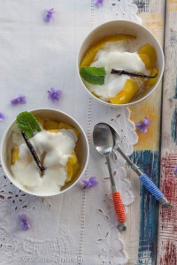 Karamellisierte Ananas mit Vanillejoghurt