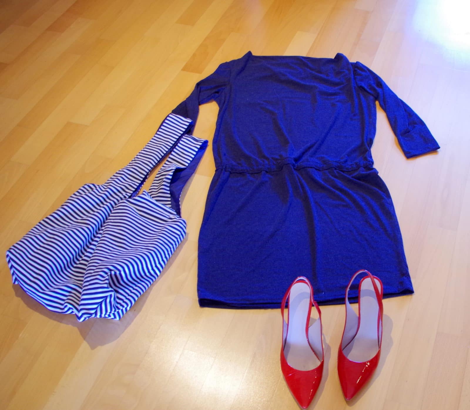 „Wettbewerb“ „Kleid“ „Gewinnspiel“