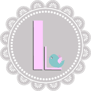 Logo von HANDMADE Kultur mit einem stilisierten blauen Vogel und einem rosa Element, das handgemachte Kreativität und Nachhaltigkeit symbolisiert.
