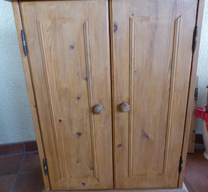Ein Schrank bekommt ein neues Gewand