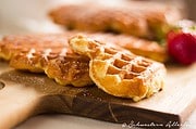 Vanille-Waffeln nach Mamas Rezept und herziges Obst