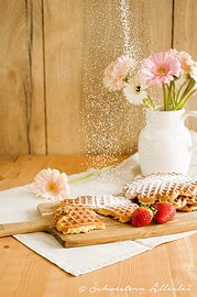 Vanille-Waffeln nach Mamas Rezept und herziges Obst