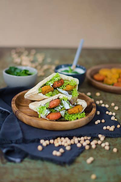 Zweierlei im Ofen gebackene Falafel von den [Foodistas]