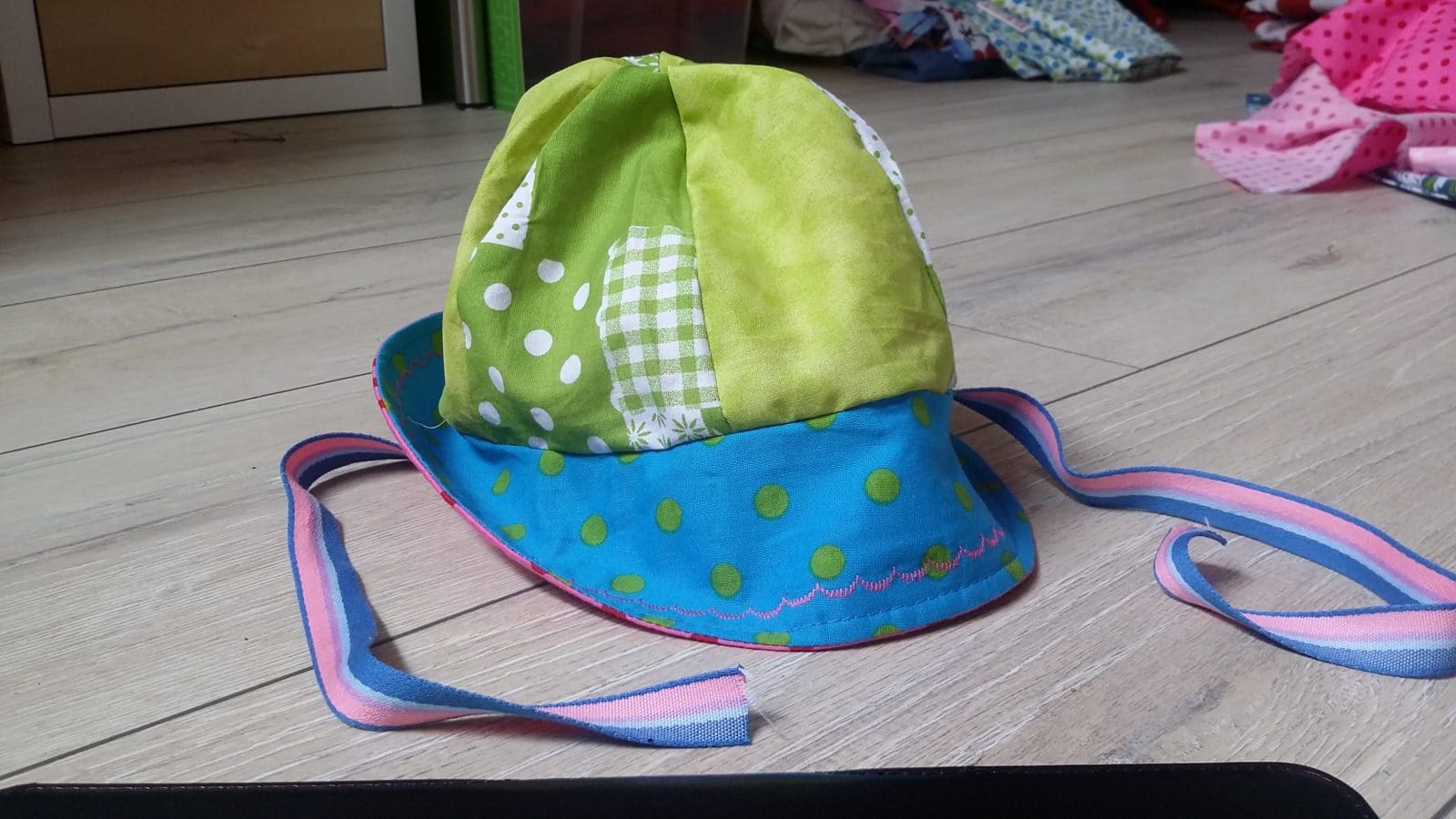 Sommerhütchen für Kinder