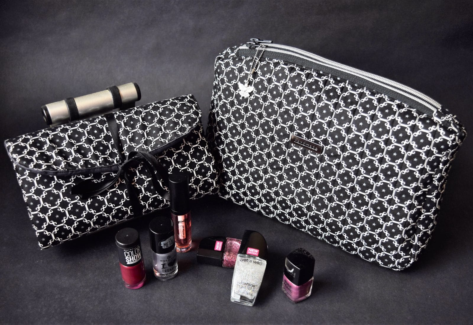 „Filigree“ Pouch – Kosmetiktasche mit zwei Innenfächern