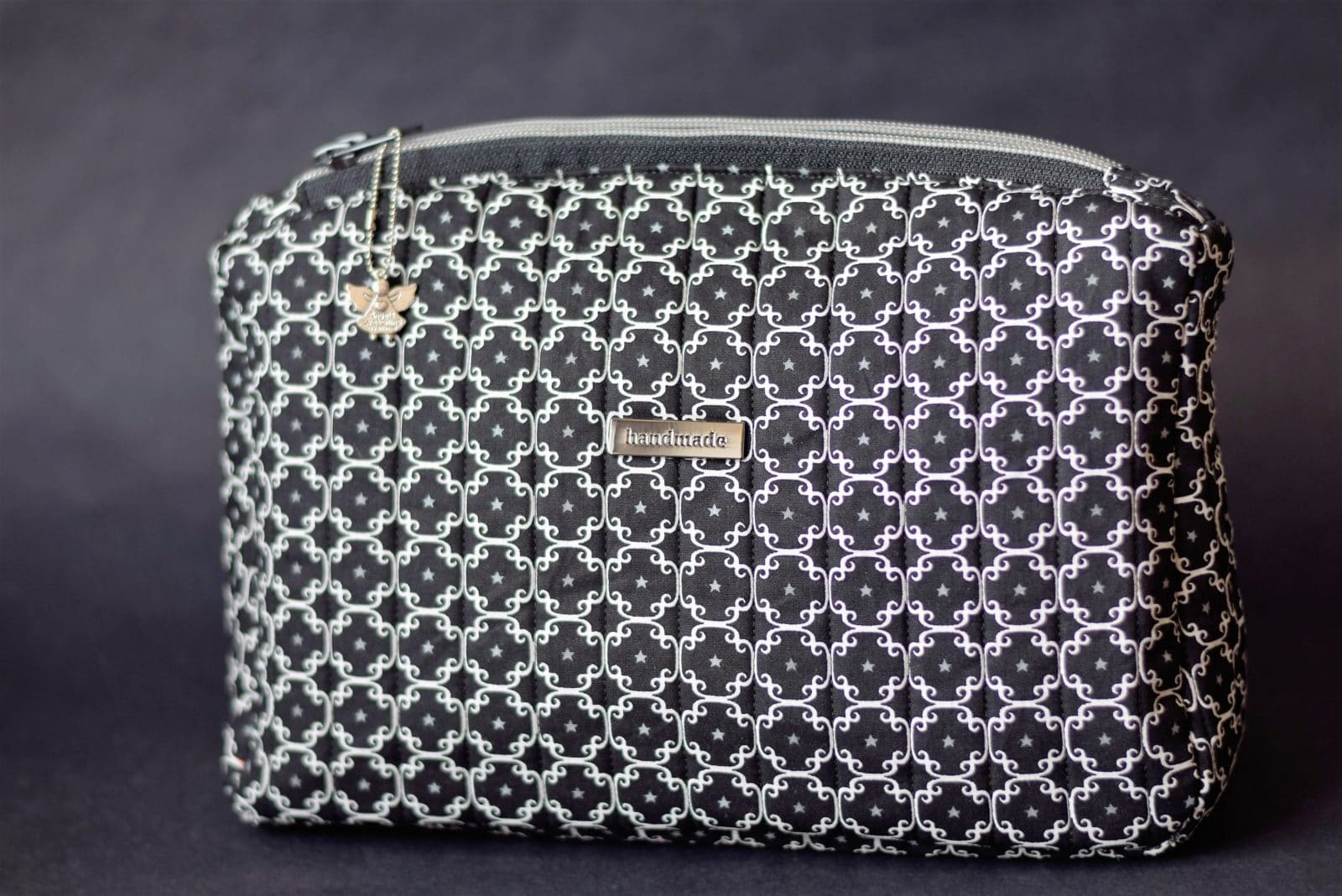 „Filigree“ Pouch – Kosmetiktasche mit zwei Innenfächern