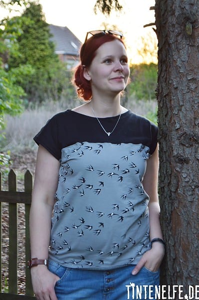 Ein Kimono Tee mit Schwalben