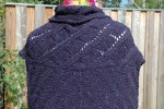 Strickweste aus Schal und Viereck