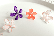 Filligrane Nagellackblume