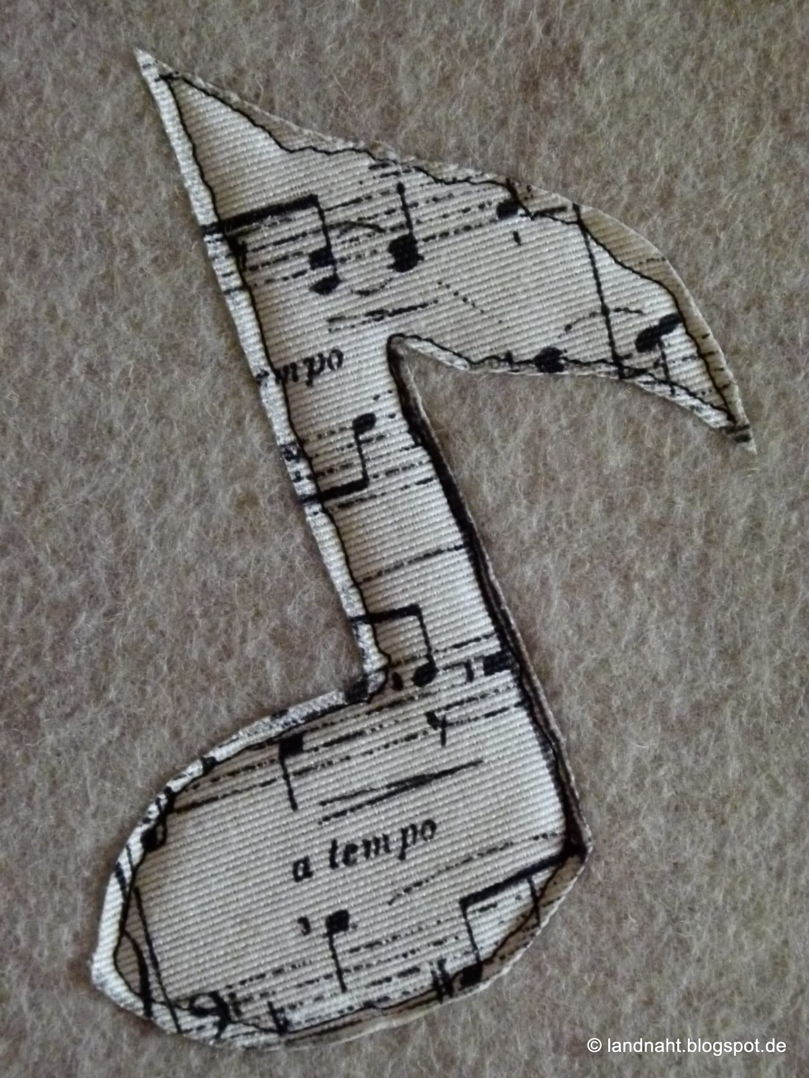 Mug Rug mit musikalischer Note