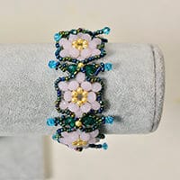 Pandahall Anleitung für ein Rosen-Blumen-Glasperlen -Armband zu Hause zu machen