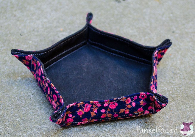 Nähanleitung – Pentagon-Utensilo