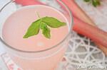 Rhabarbersirup mit Minze, Rosmarin oder Waldmeister