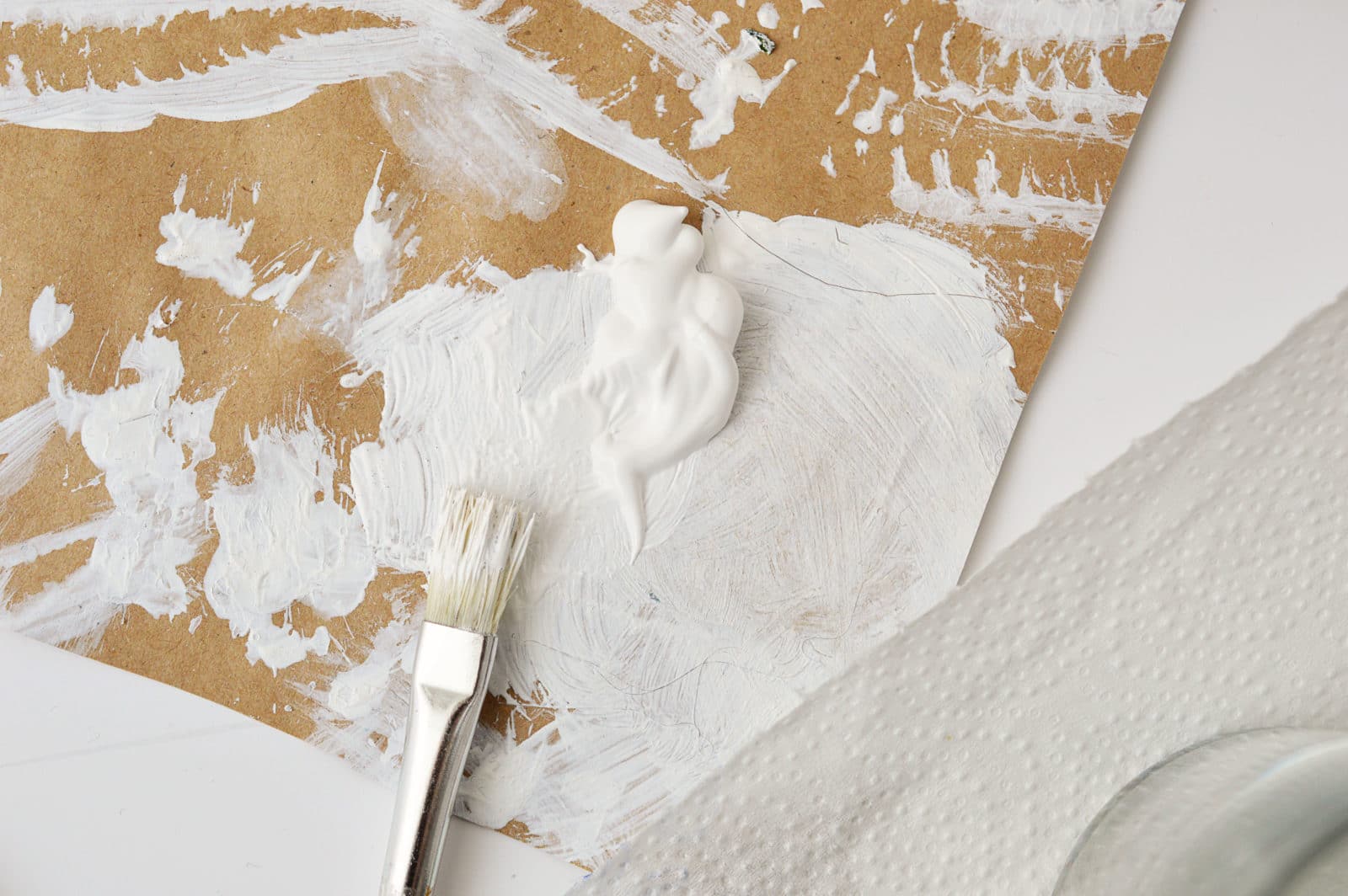 DIY Bedrucktes Geschenkpapier mit Farnmuster