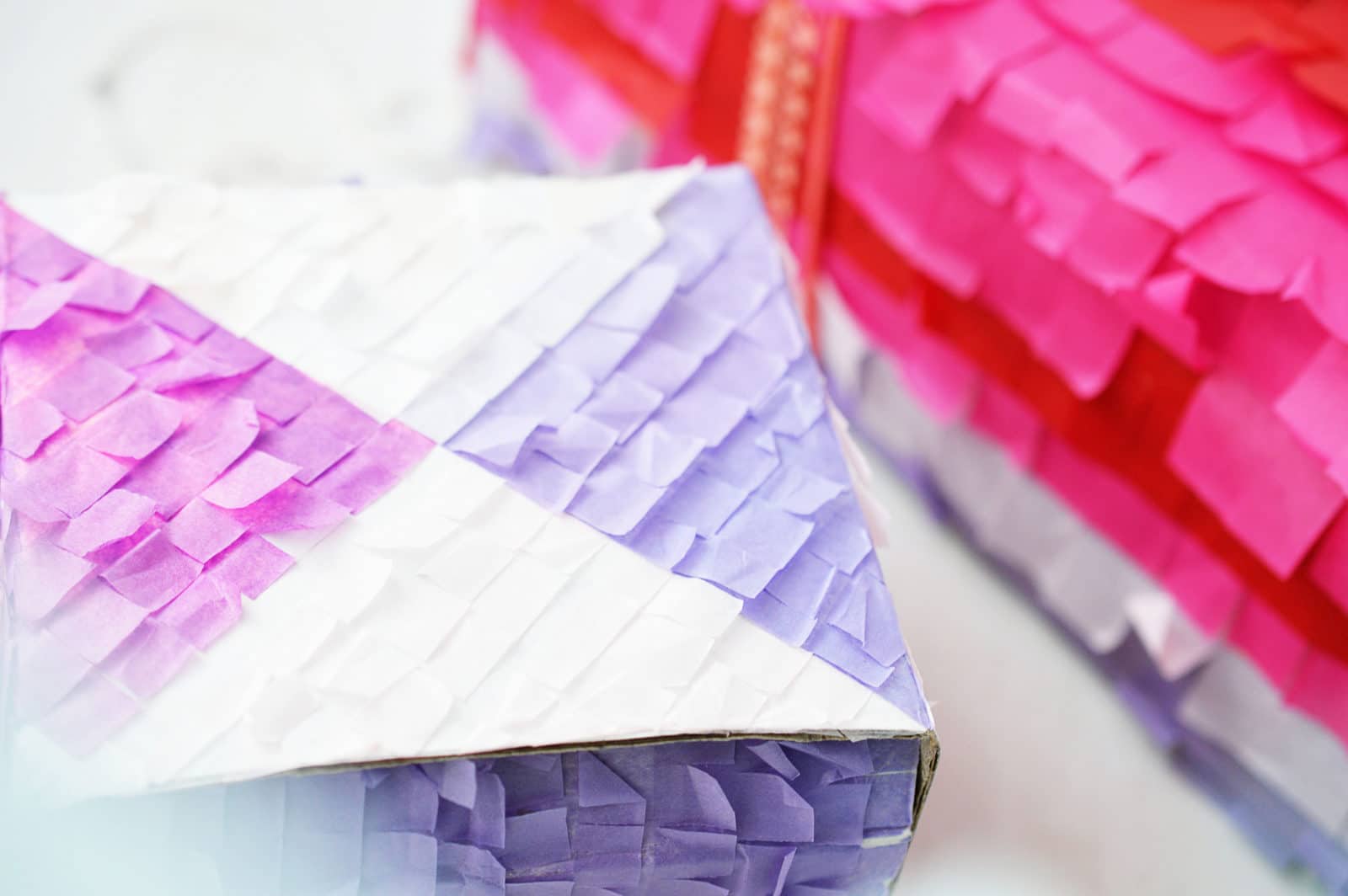DIY Pinata Geschenkkiste