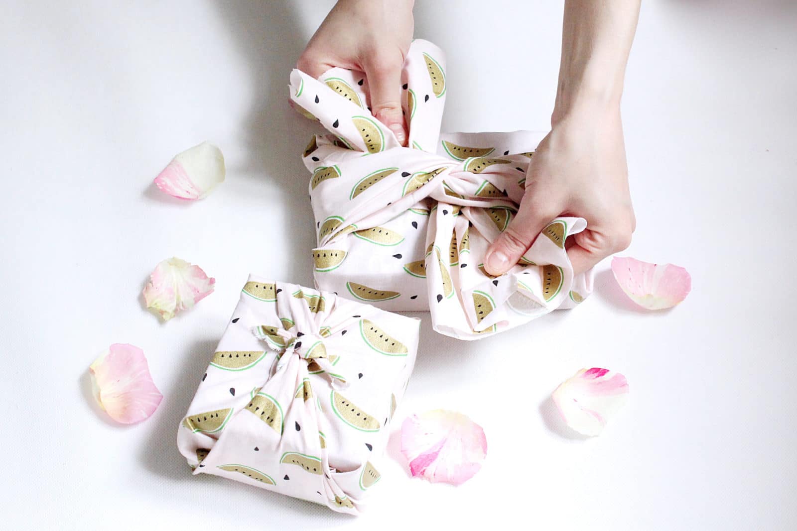 Geschenke im japanischen Stil verpacken