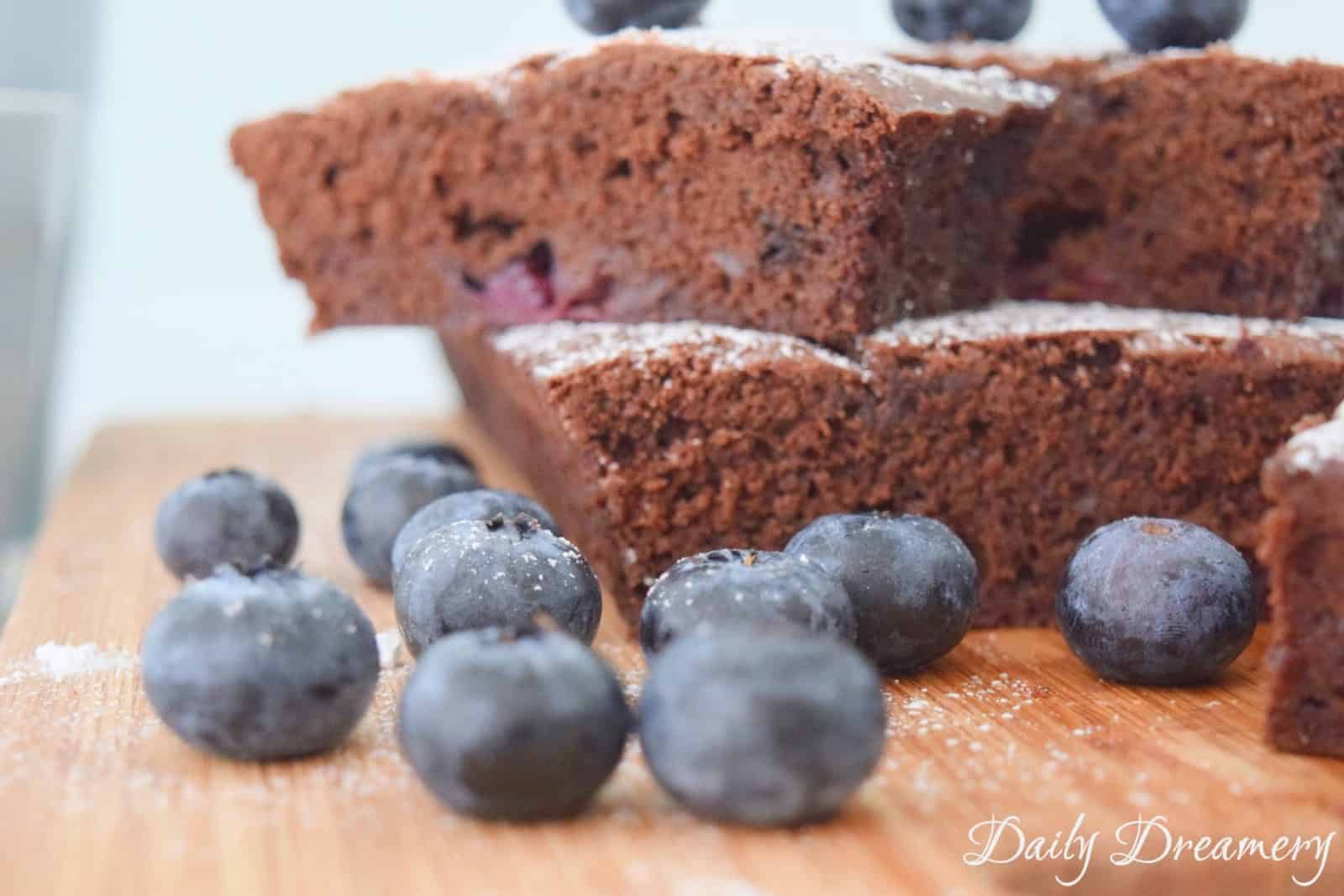 Heidelbeer-Brownies