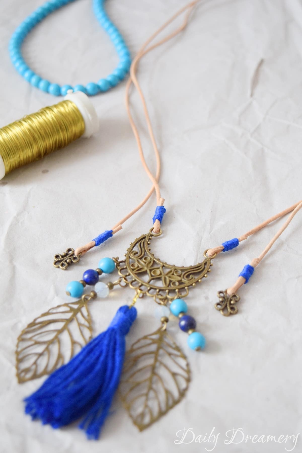 Tasseln und Quasten perfekt für Schmuck