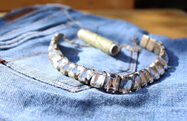 DIY: alte Jeans mit Strass pimpen!