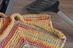 ANLEITUNG: TOPFLAPPEN STRICKEN AUS BÄNDCHENGARN
