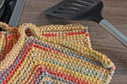 ANLEITUNG: TOPFLAPPEN STRICKEN AUS BÄNDCHENGARN