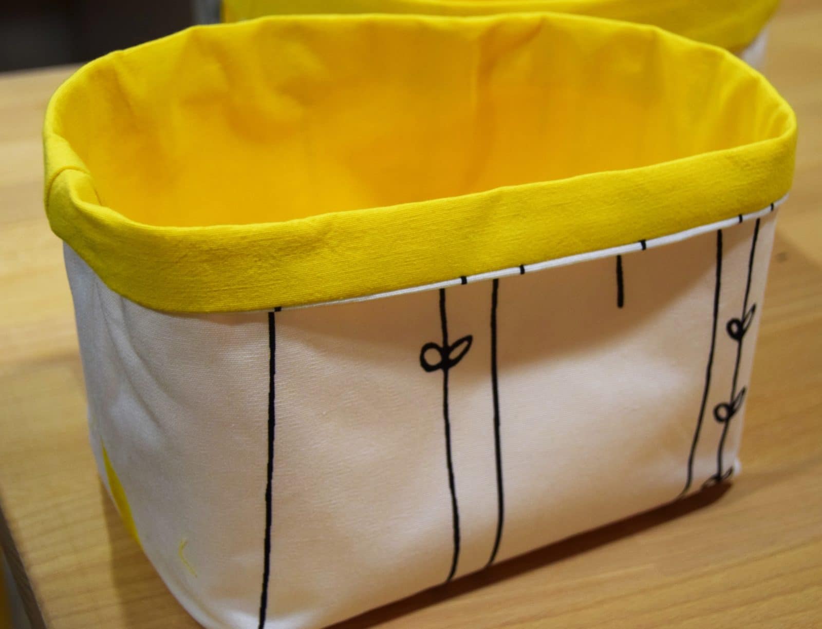 Sonnengelbe Utensilios Upcycling