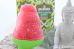 Grüntee-Eis mit Himbeeren