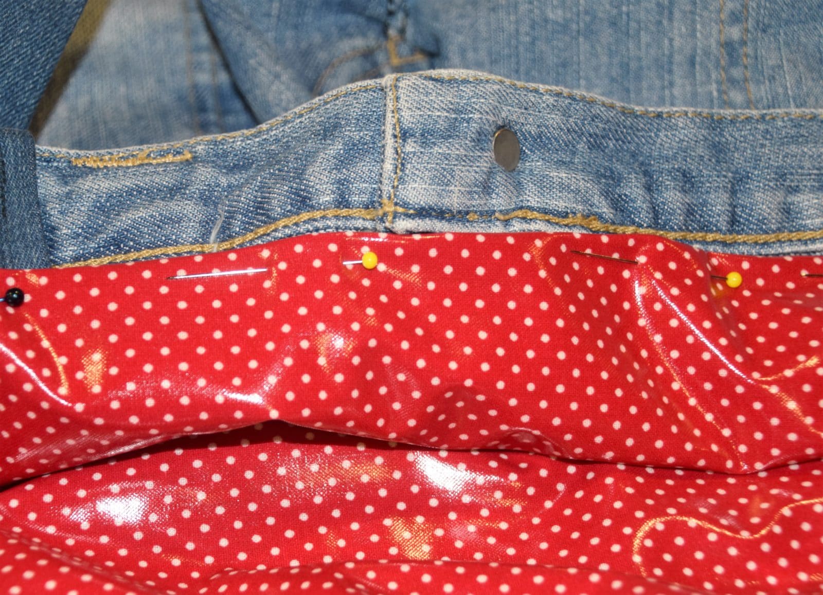 Upcycling Badetasche aus alter Jeans