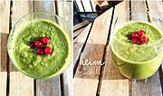 grüner Smoothie mit Blattgrün aus dem Garten
