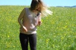 Sommerpullover mit Schmetterlingen
