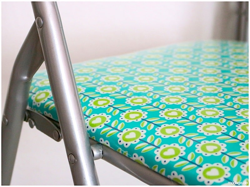 Upcycling: Klappstuhlpolster beziehen