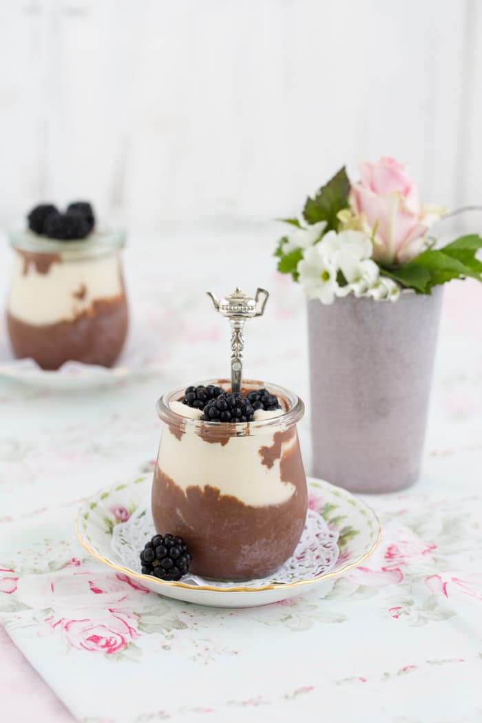 „Zweierlei Schokoladen-Brombeer-Mousse!“